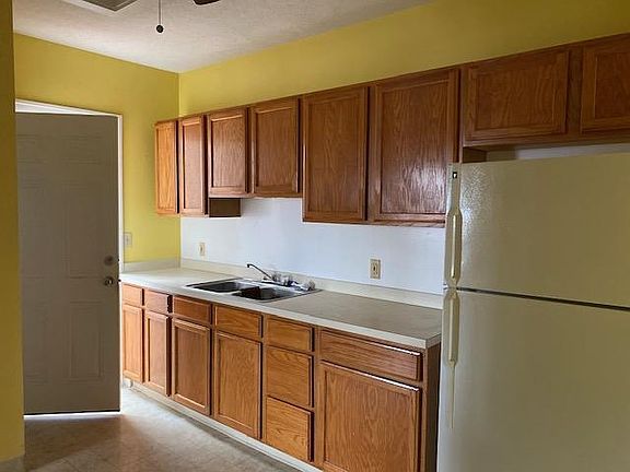 3rd image of 2510 Marvin Ave APT 1