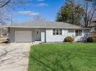523 NW 2nd St, Stuart, IA 50250