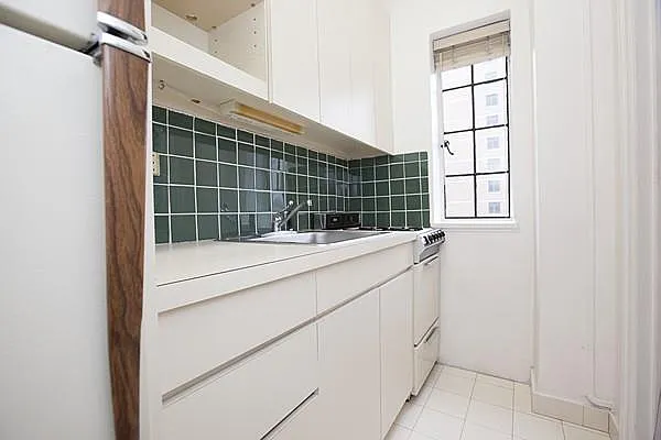 Sold by Akam Sales and Brokerage | media 5