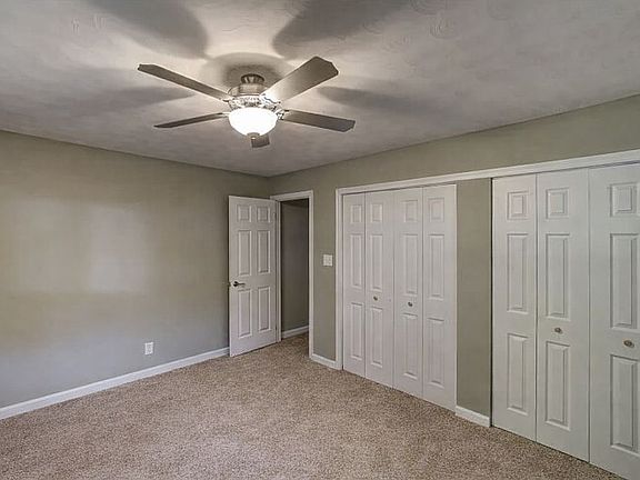 14th image of 62 Emerson Dr