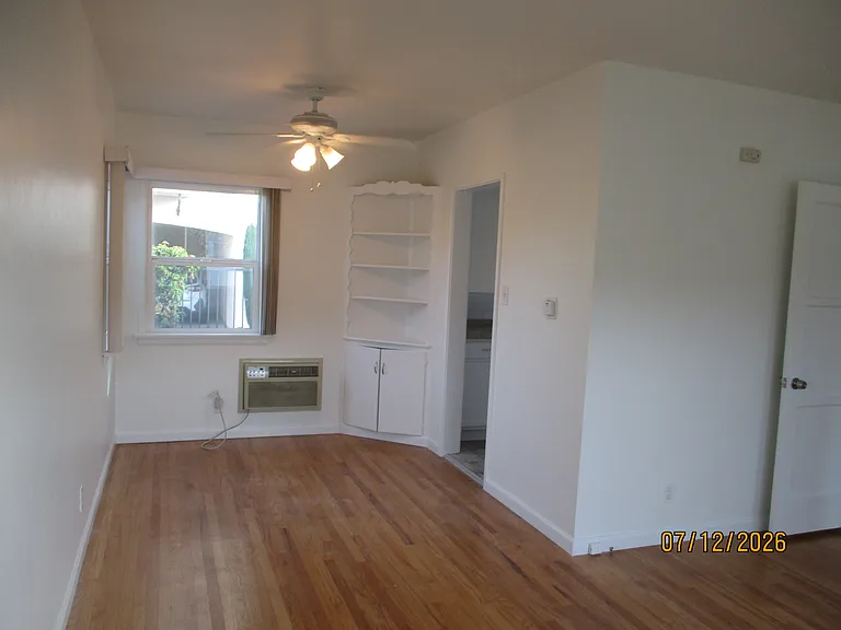 1408 5th St #E — Photo 15