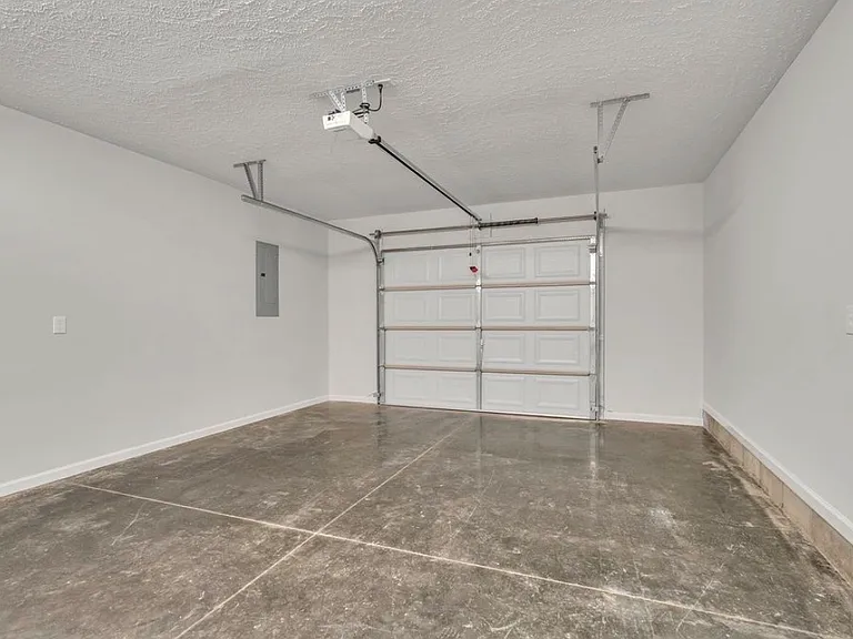 393 Flowertown Rd — Photo 9