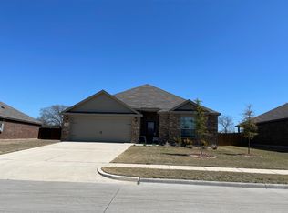 1705 Blue Water Ct, Crowley, TX 76036