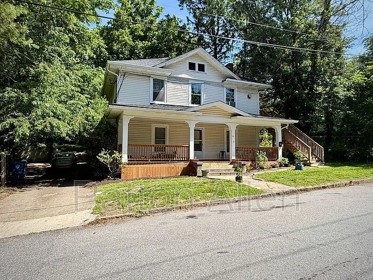 16 Hillside St #A — Photo 16