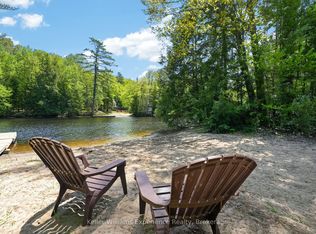 1077 Holiday Park Dr, Bracebridge, ON P1L 1W9