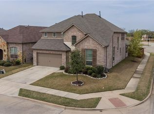 600 Hummingbird Dr, Little Elm, TX 75068
