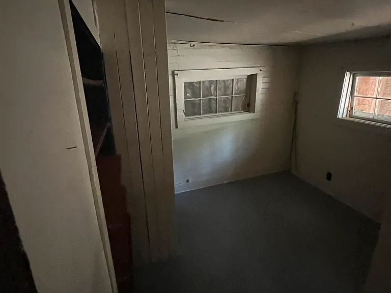 2425 Kalama River Rd #1 — Photo 16