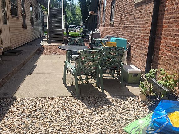 3rd image of 6040 N Avondale Ave APT 1F