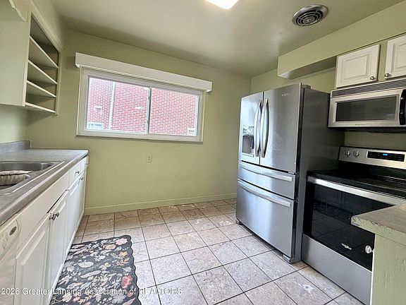 5th image of 2510 Wellington Rd