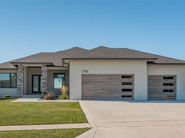 17778 Hammontree Dr, Clive, IA 50325