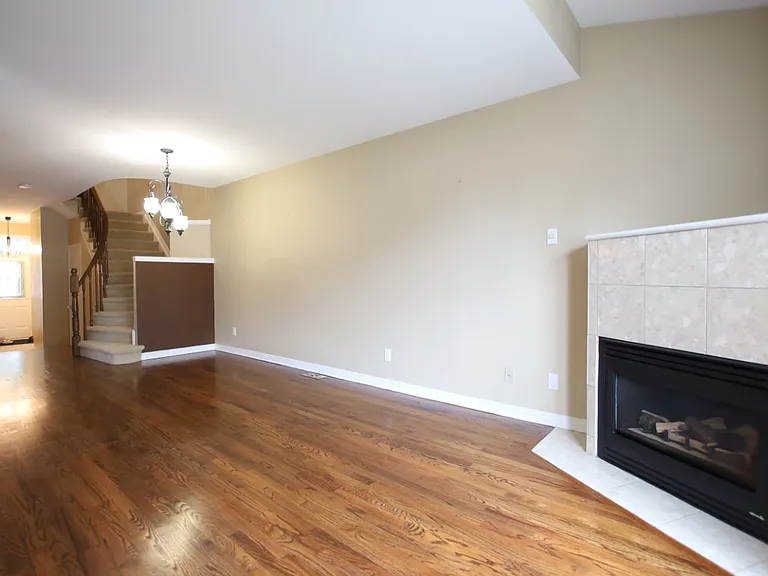 4427 Wildmint Sq — Photo 3
