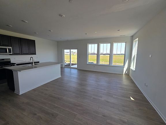 5th image of 225 Cooney Way