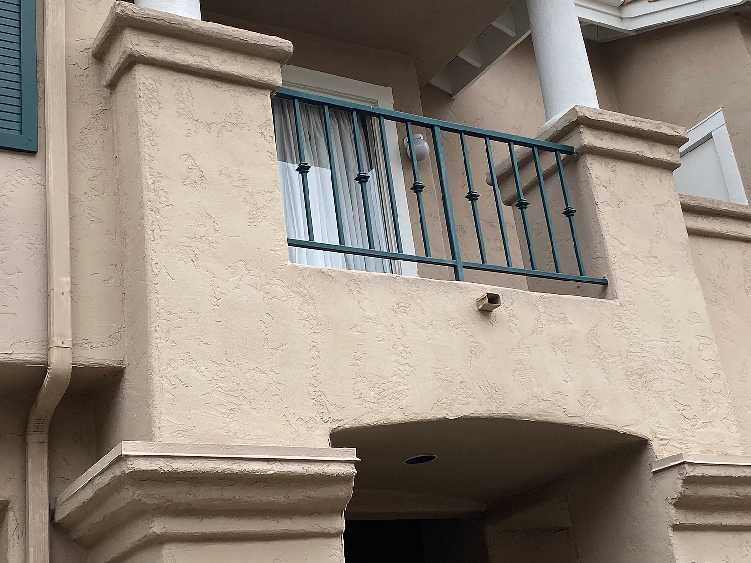 1 bed, 727 sqft, $2,995 — Photo 3