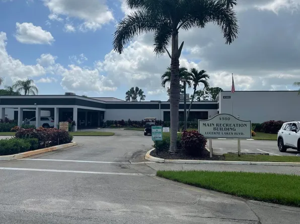 4575 Lucerne Lakes Blvd W, Lake Worth, FL