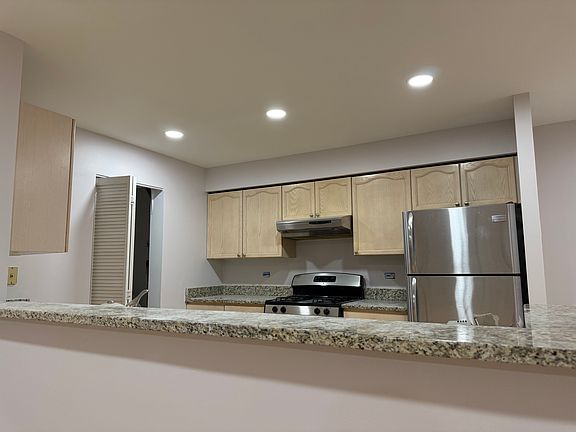 3rd image of 726 N Gary Ave Unit 108