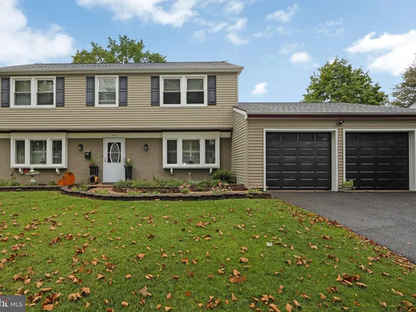 50 Normont Ln, Willingboro, NJ 08046