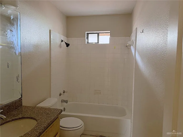 716 Mynah Ave #3 — Photo 7