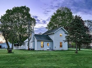 69482 Tamarack Rd, Walkerton, IN 46574