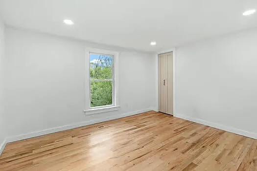 20 Moon St — Photo 12