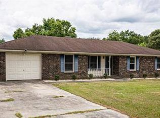 325 Rainbow Dr, Sumter, SC 29154