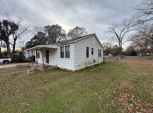 1024 Toler St, Malvern, AR 72104