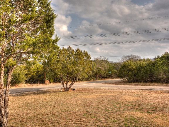 4th image of 100 Oak Knob Dr
