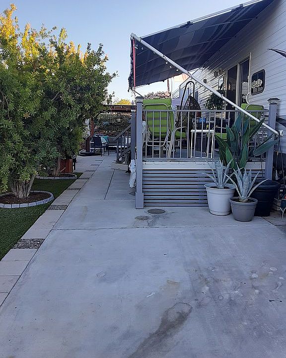 2nd image of 1010 Industrial Rd Space 27