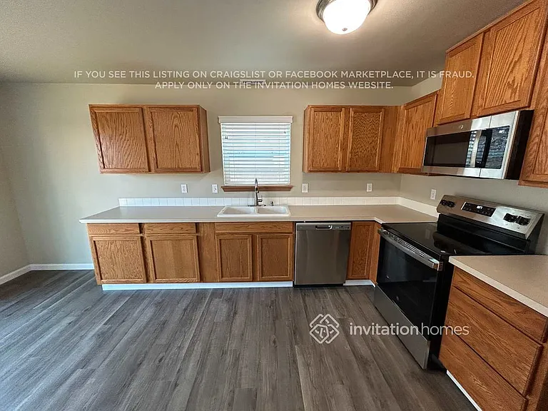 1615 203rd Street Ct E — Photo 8