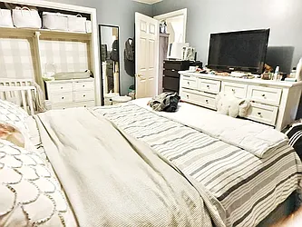 Rented by MAC Realty NY