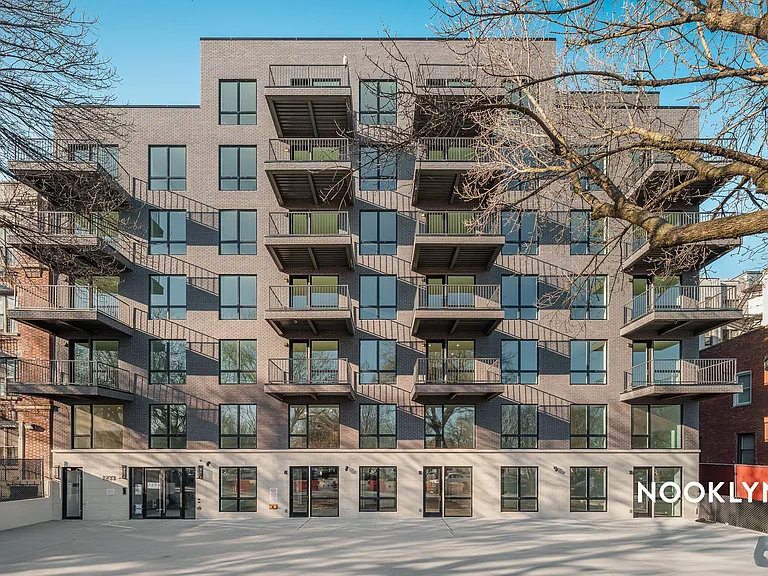 1233 Eastern Pkwy #3F — Photo 14