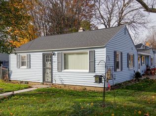 521 N Cedar St, Schoolcraft, MI 49087