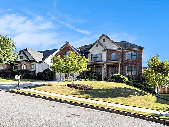 3rd image of 2745 Cezanne Ln