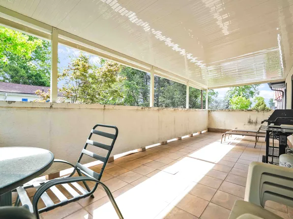 160-08 12th Road image 8 of 29