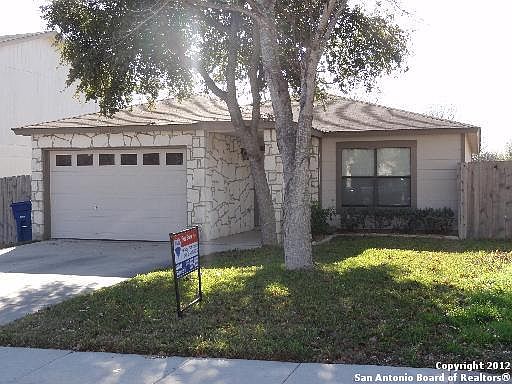 1st image of 15535 Knoll Meadow