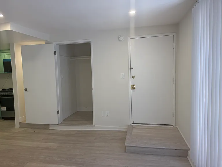 1212 N Fuller Ave #1 — Photo 13