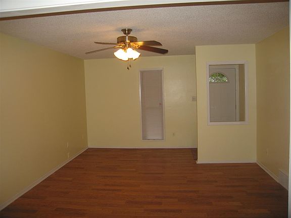 3rd image of 6288 Brockman Dr