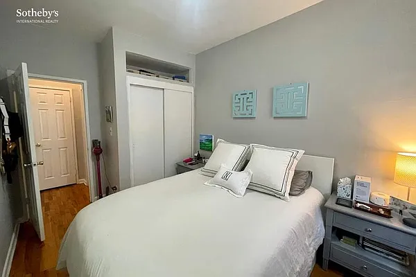 Rented by Sotheby's International Realty | media 13