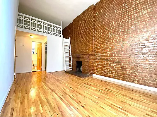 Rented by Oxford Property Group | media 1