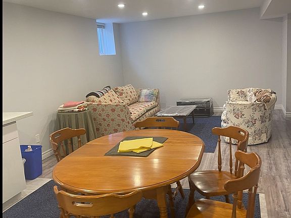 3rd image of 27 Wetherburn Dr