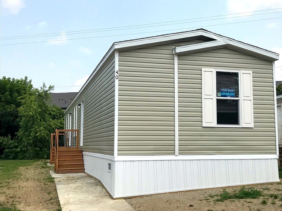 1st image of 40 College Dr #40