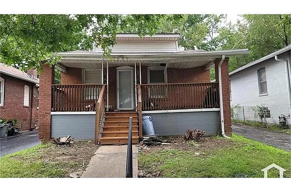 7005 Edison Ave photo 1