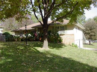1703 Jody Ln, Saint Joseph, MO 64507
