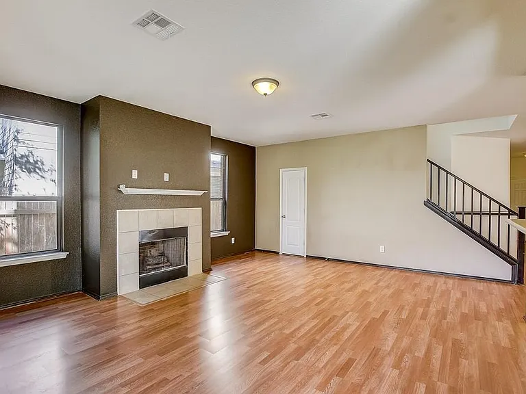 507 Tyree Rd — Photo 2