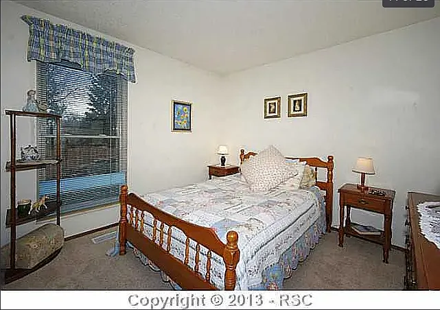 3819 S Midsummer Ln — Photo 9