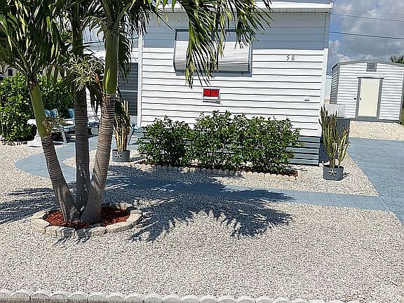 2nd image of 11058 SE Federal Hwy #58