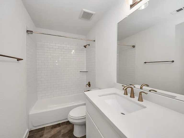 7410 Blue Finch Ln — Photo 17