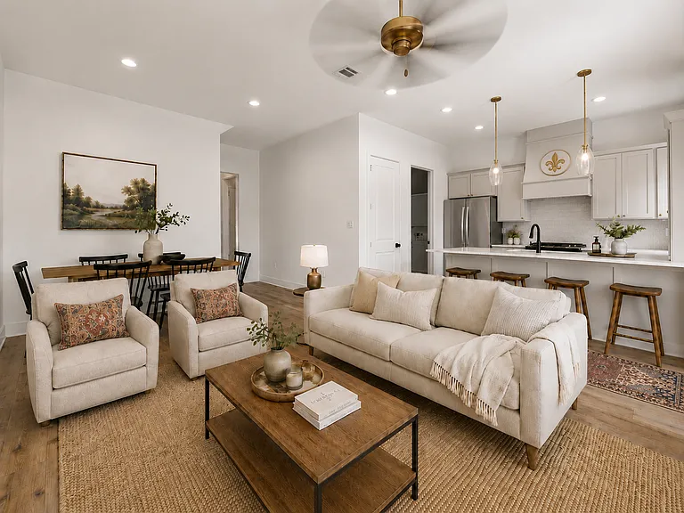 805 Broyles St #101 — Photo 2