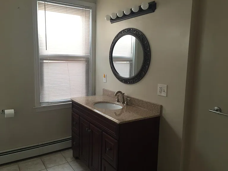 79 Ridge St #3R — Photo 6
