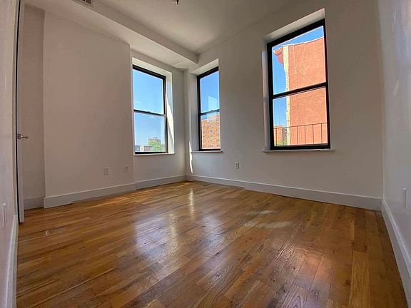 5th image of 54 Lewis Ave #B2