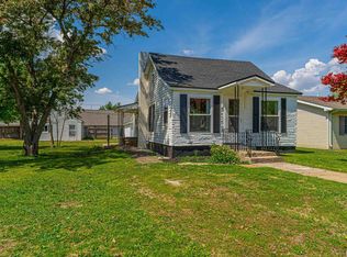415 N Adams St, Lincoln, IL 62656